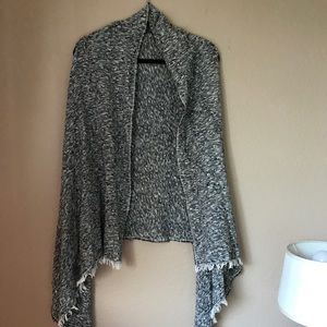 Trendy Black & White Fringe Vest